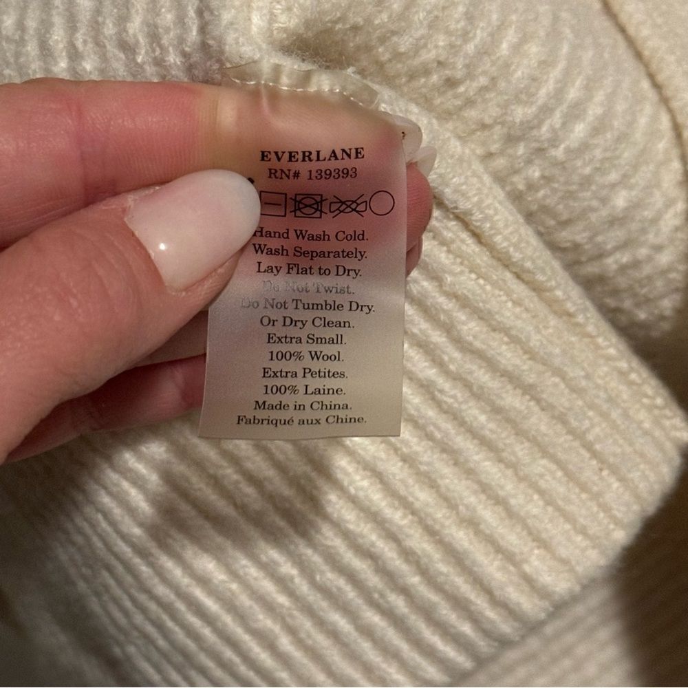 Everlane Cream Button Up Cardigan 100% Wool Sweater Size XS Womens - Picture 7 of 8